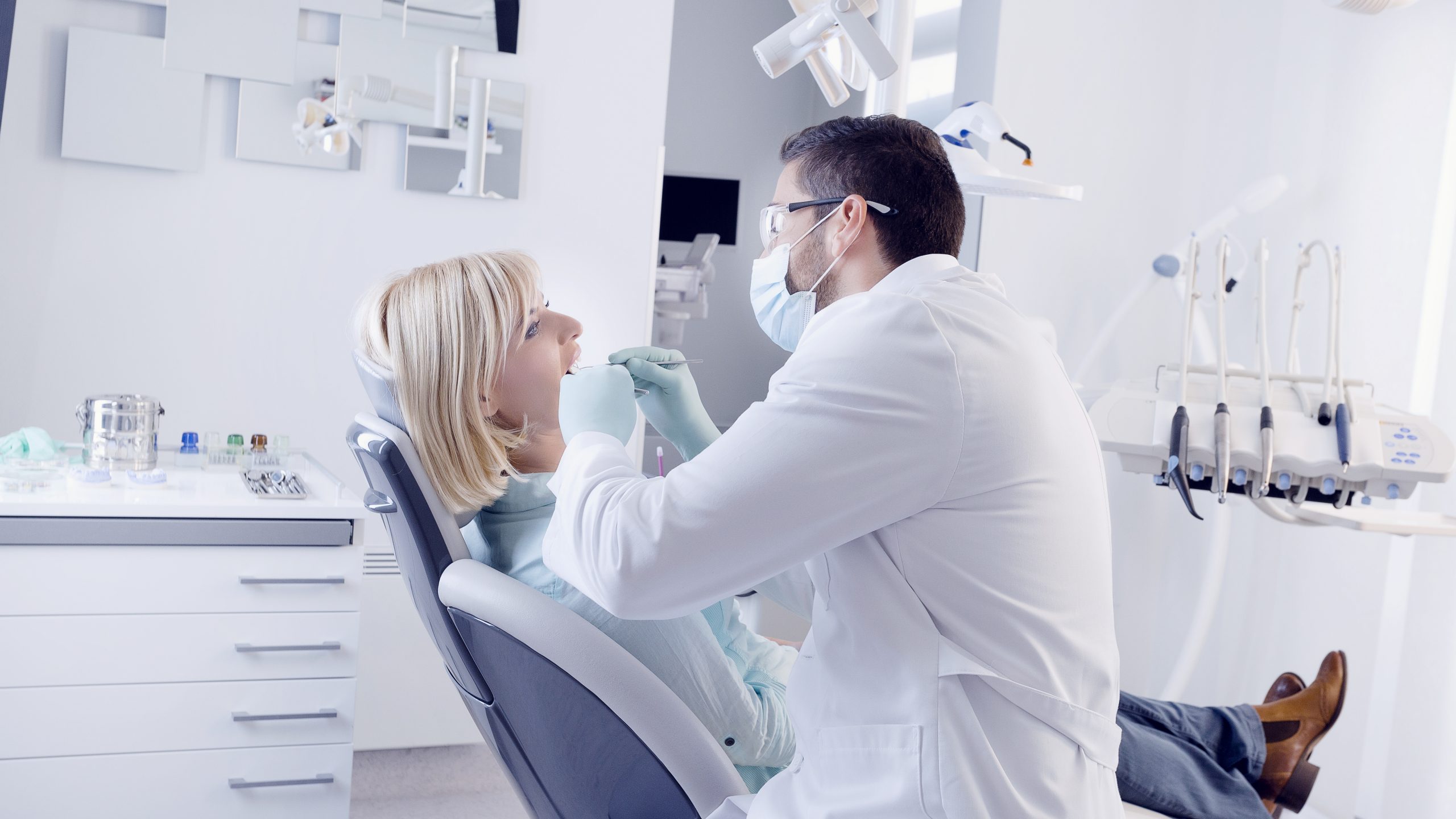 Dentist in De Kalb, MS